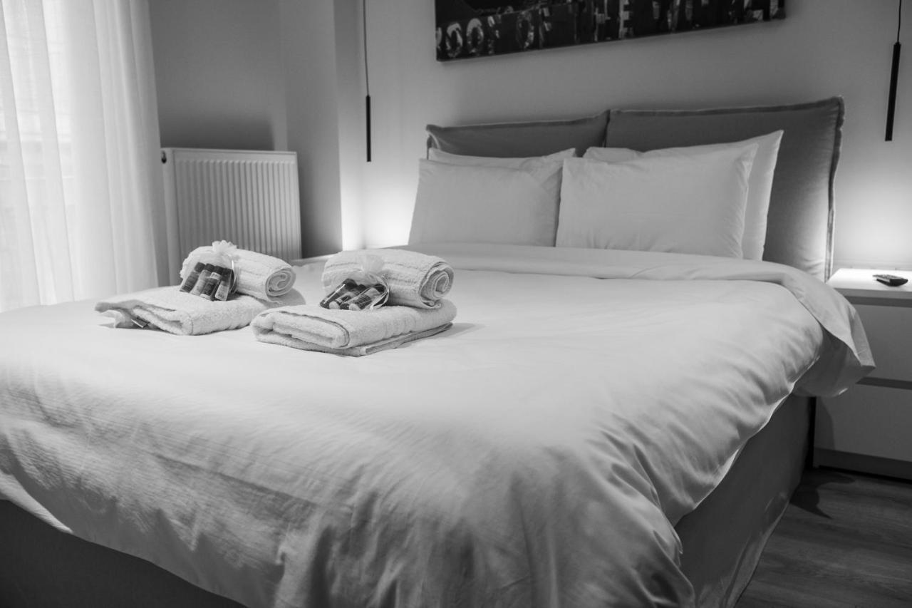 The Lux2 A Gorgeous Apartment テッサロニキ エクステリア 写真